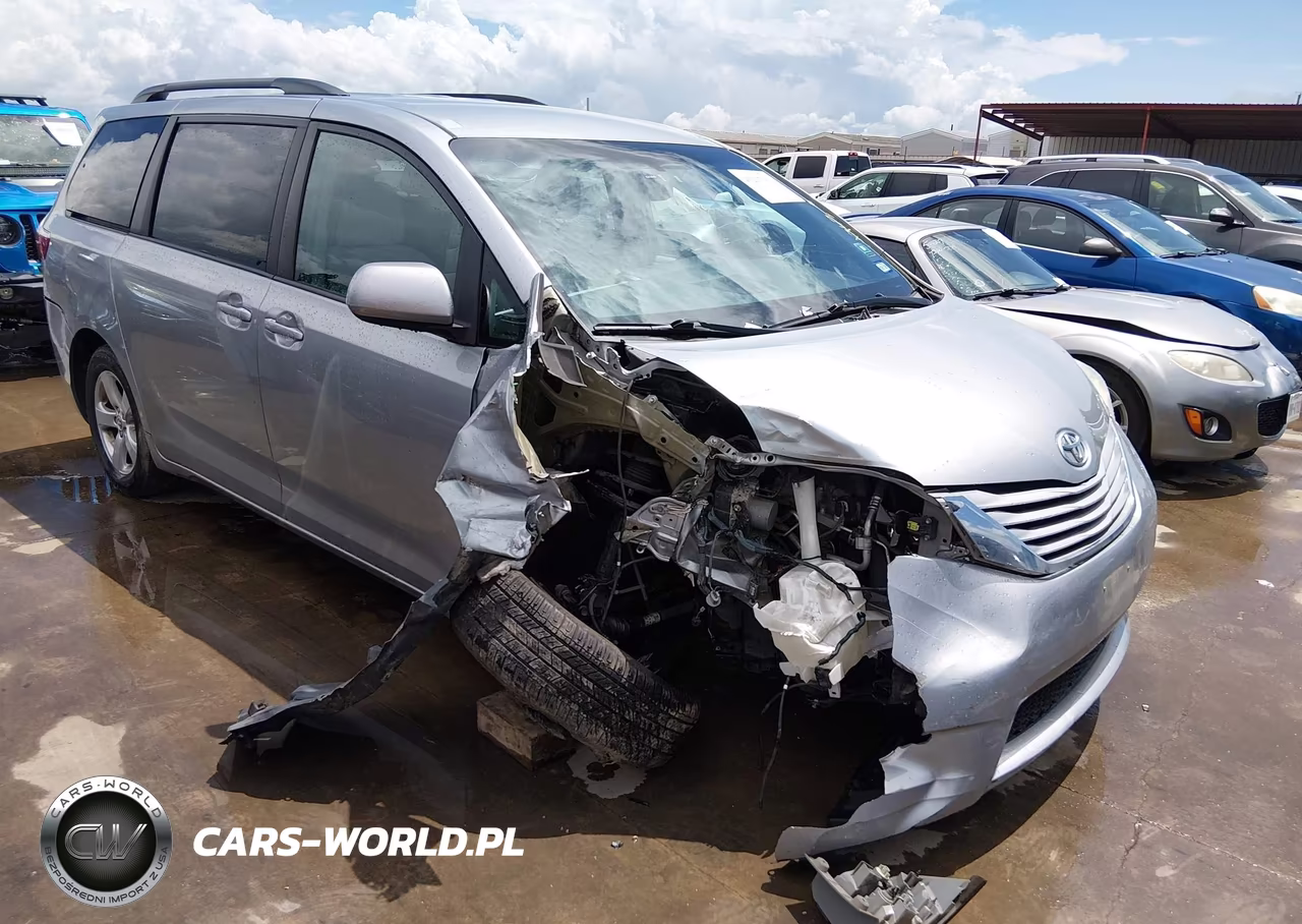 2017 Toyota Sienna Le 8 Passenger – zdjęcie 1 z 16