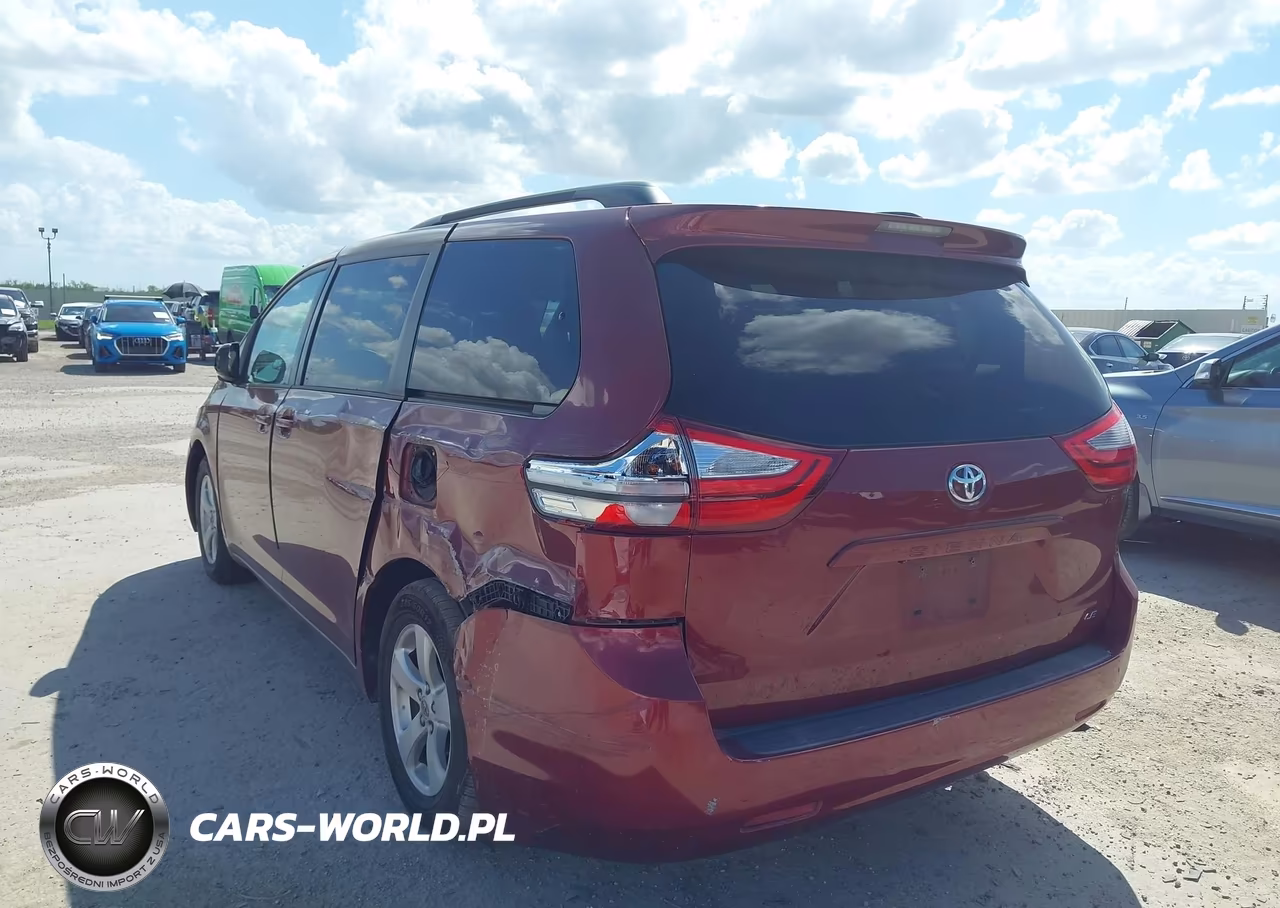 2015 Toyota Sienna Le 8 Passenger VIN:5TDKK3DC8FS619637 - 3