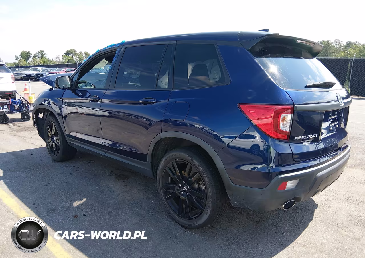 2019 Honda Passport Sport VIN:5FNYF7H20KB004098 - 3