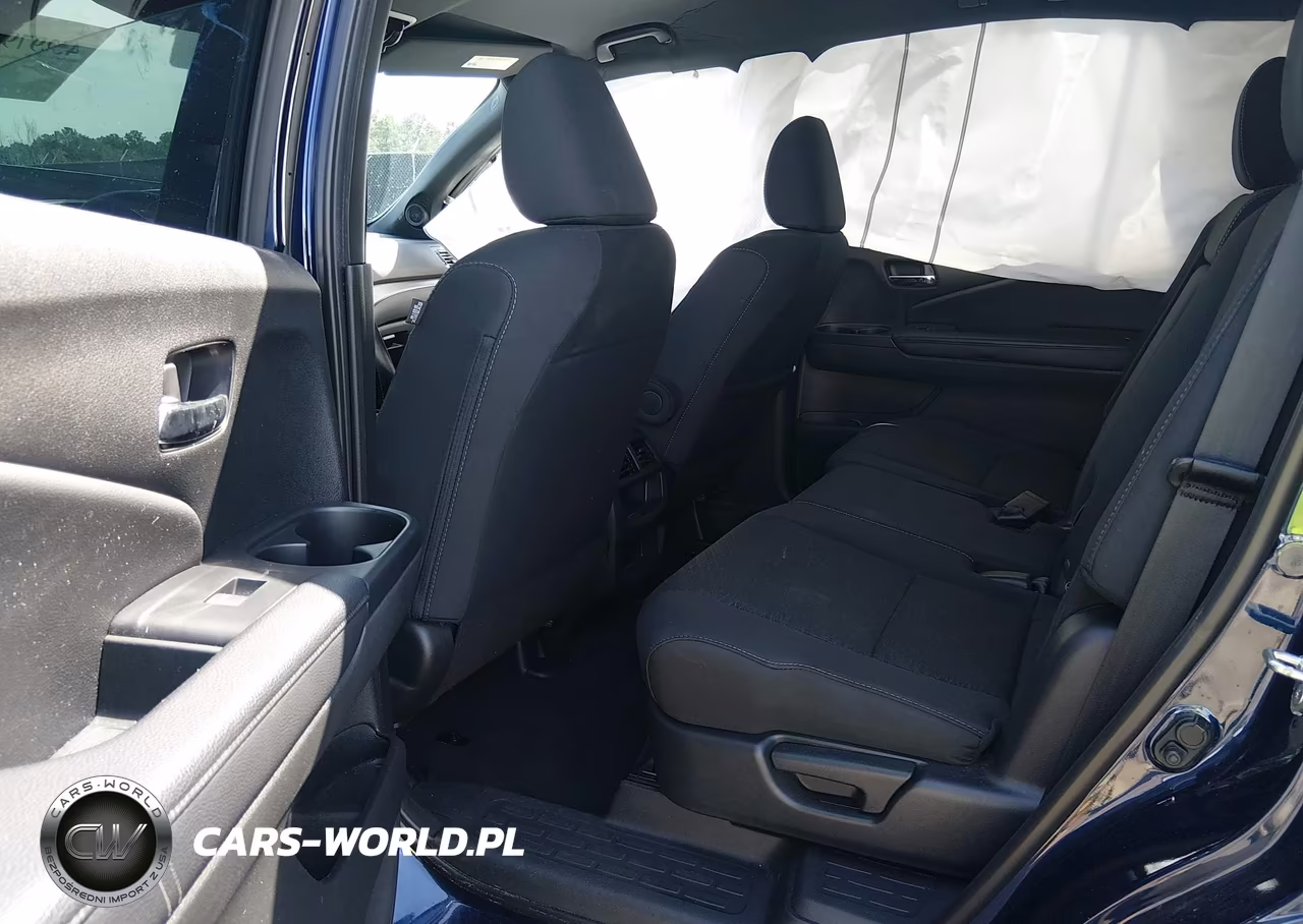 2019 Honda Passport Sport VIN:5FNYF7H20KB004098 - 8