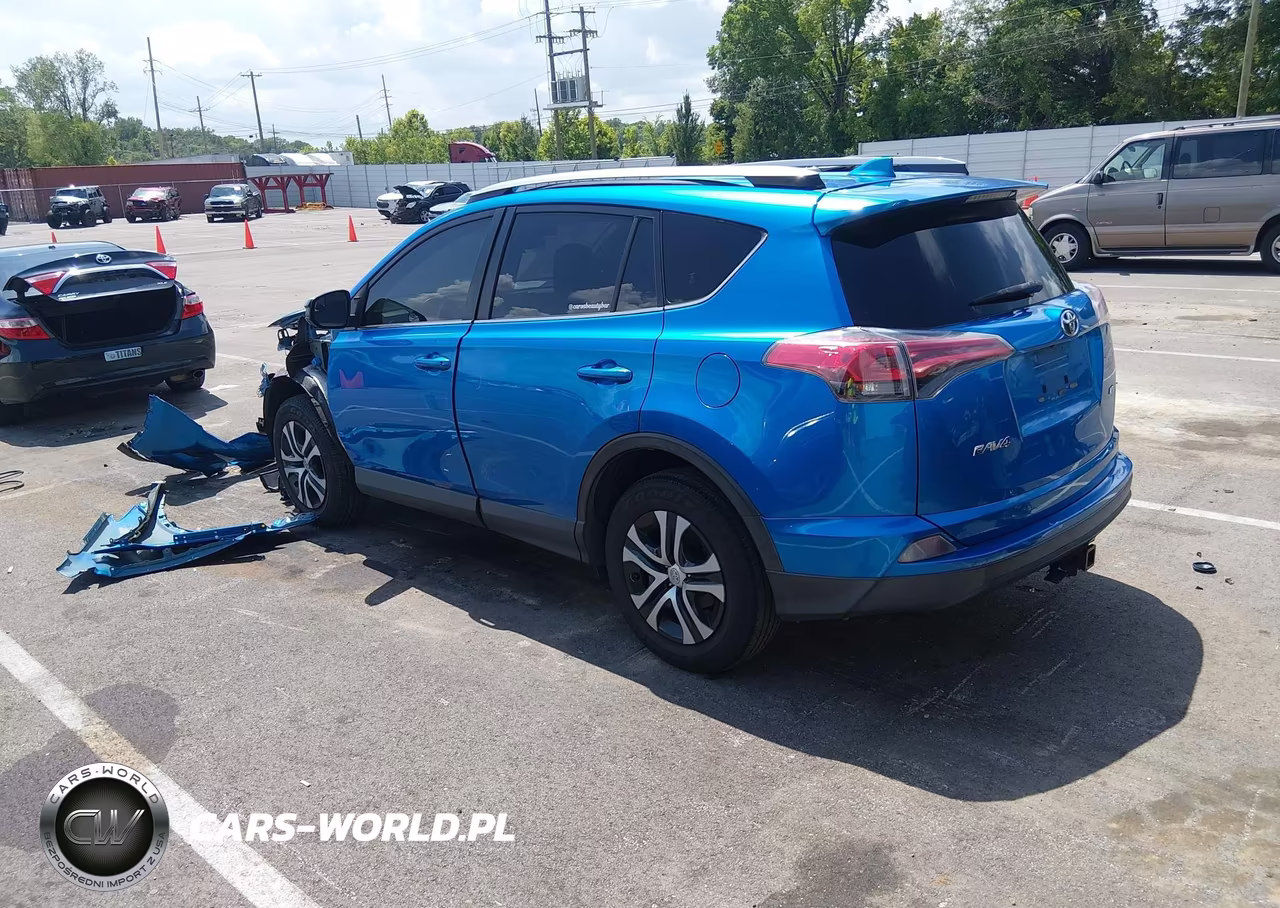 2017 Toyota Rav4 Le VIN:JTMZFREV6HJ102844 - 3