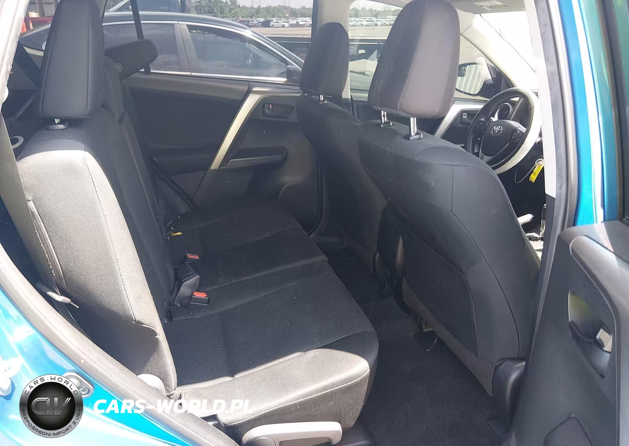 2017 Toyota Rav4 Le VIN:JTMZFREV6HJ102844 - 8
