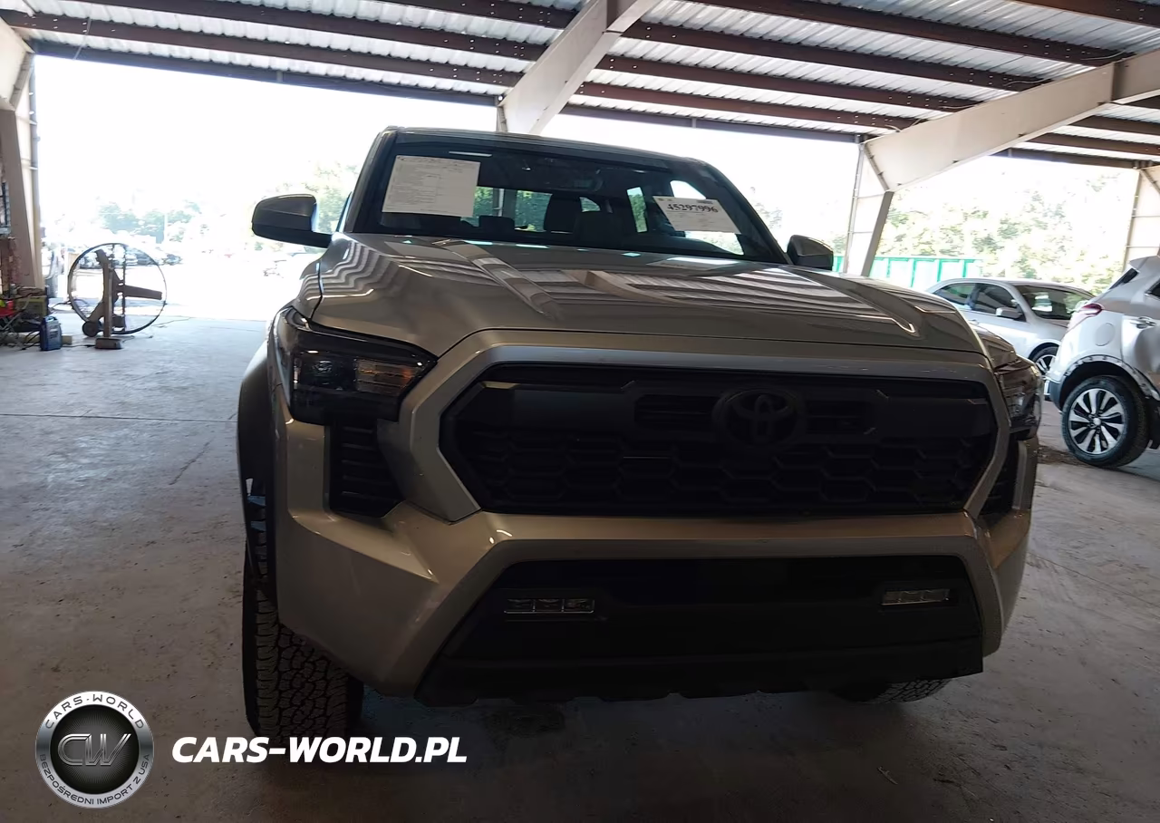 2025 Toyota Tacoma Trd Off Road VIN:3TMLB5JN4SM175141 - 12