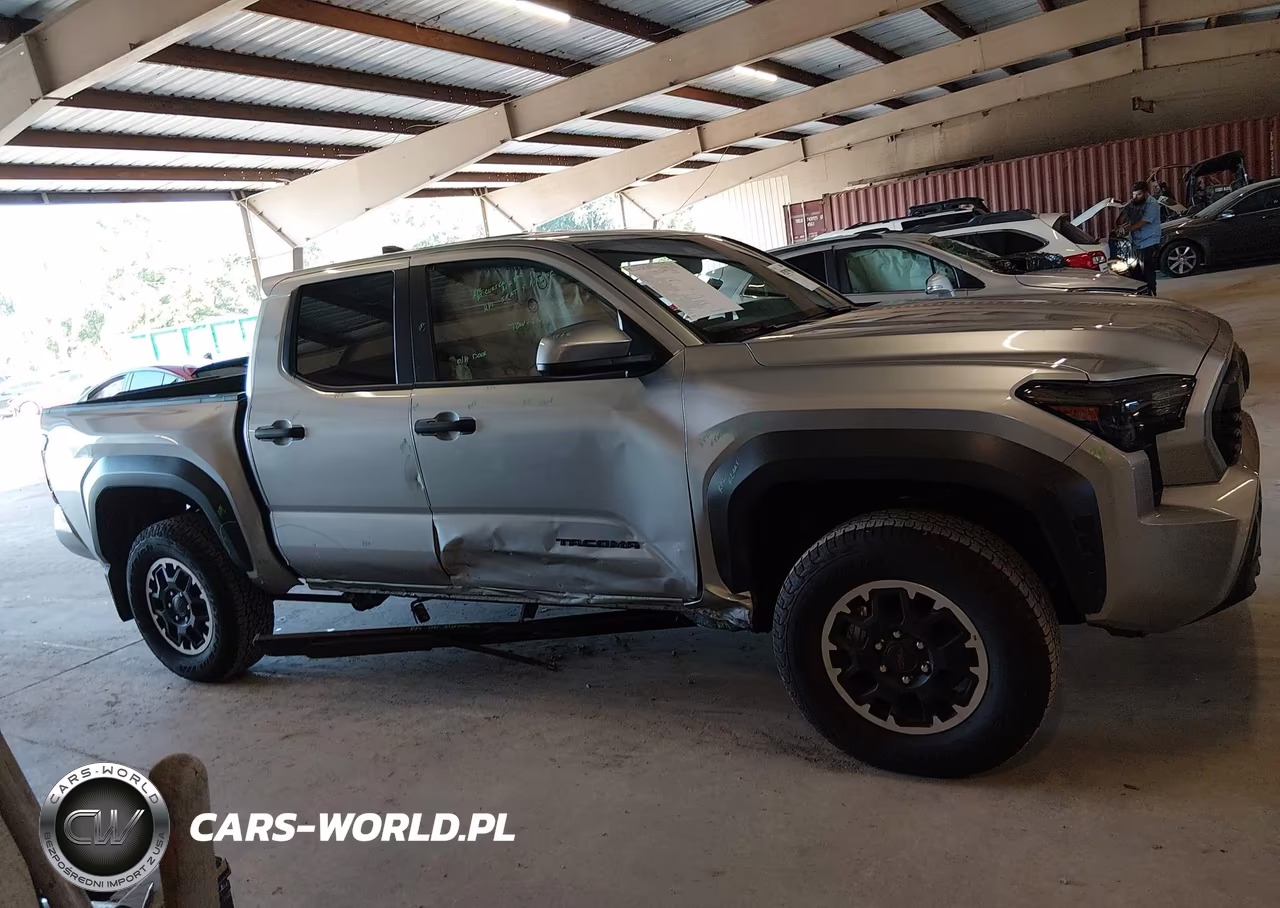 2025 Toyota Tacoma Trd Off Road VIN:3TMLB5JN4SM175141 - 13