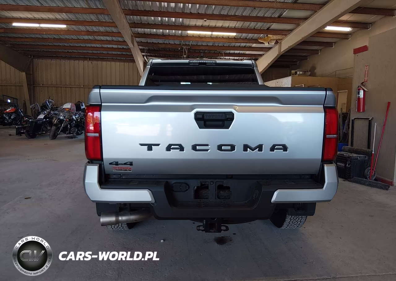 2025 Toyota Tacoma Trd Off Road VIN:3TMLB5JN4SM175141 - 16