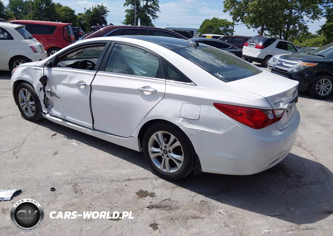 2013 Hyundai Sonata Limited VIN:5NPEC4AC9DH619119 - 3