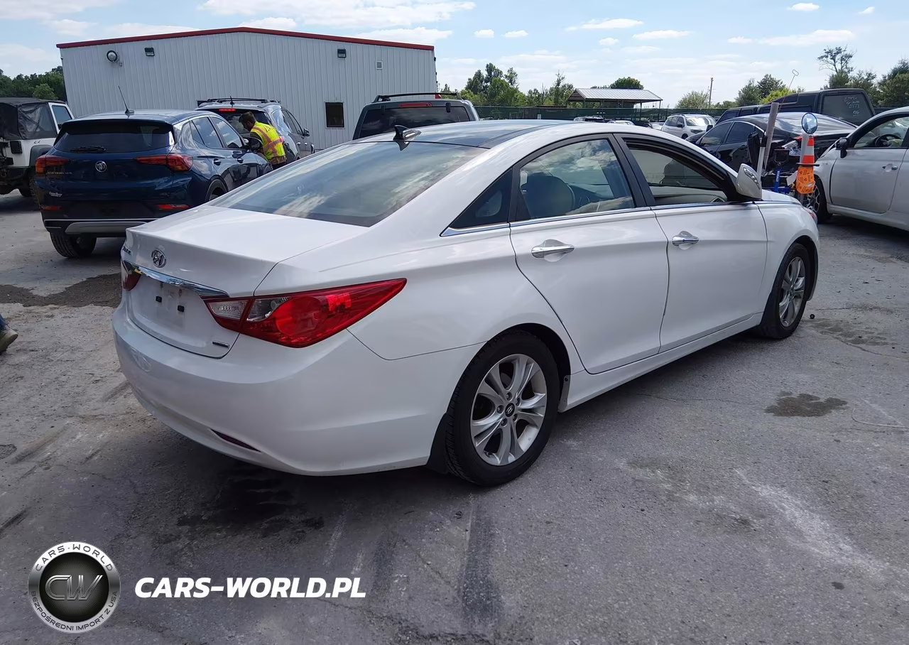 2013 Hyundai Sonata Limited VIN:5NPEC4AC9DH619119 - 4