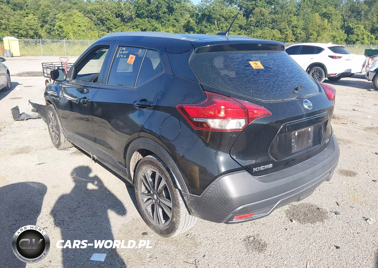 2019 Nissan Kicks Sv VIN:3N1CP5CU2KL565086 - 3