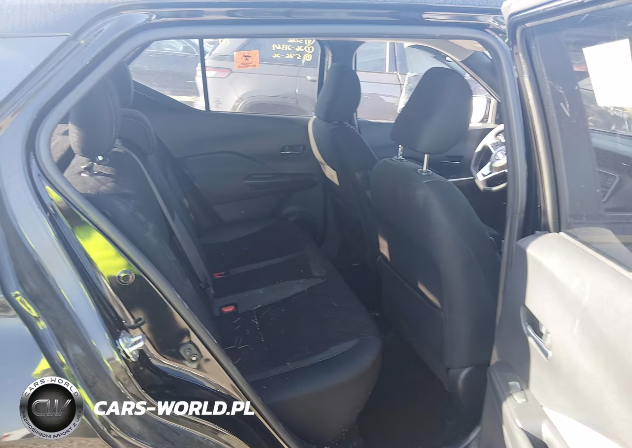 2019 Nissan Kicks Sv VIN:3N1CP5CU2KL565086 - 8