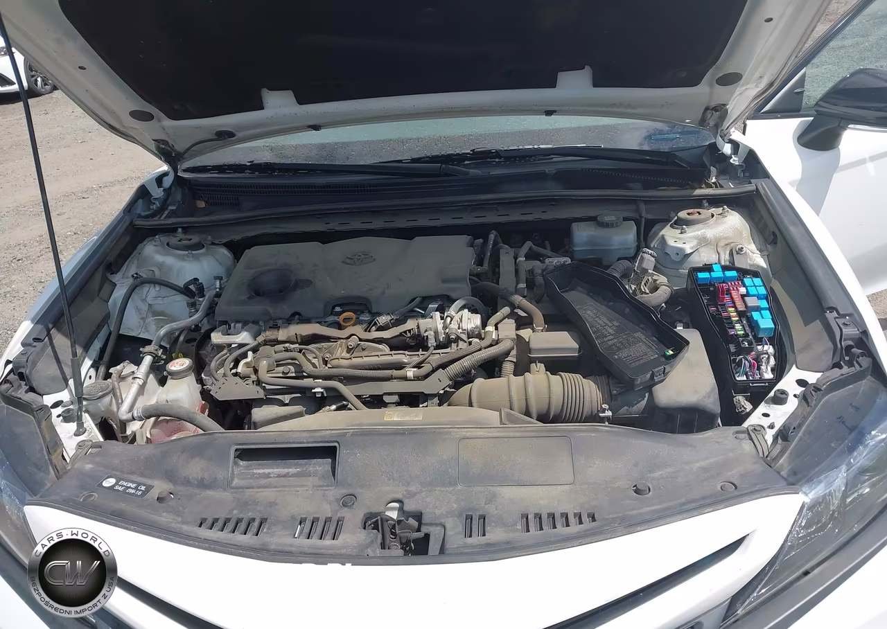 2022 Toyota Camry Nightshade Edition Hybrid VIN:4T1T31AK3NU037176 - 10