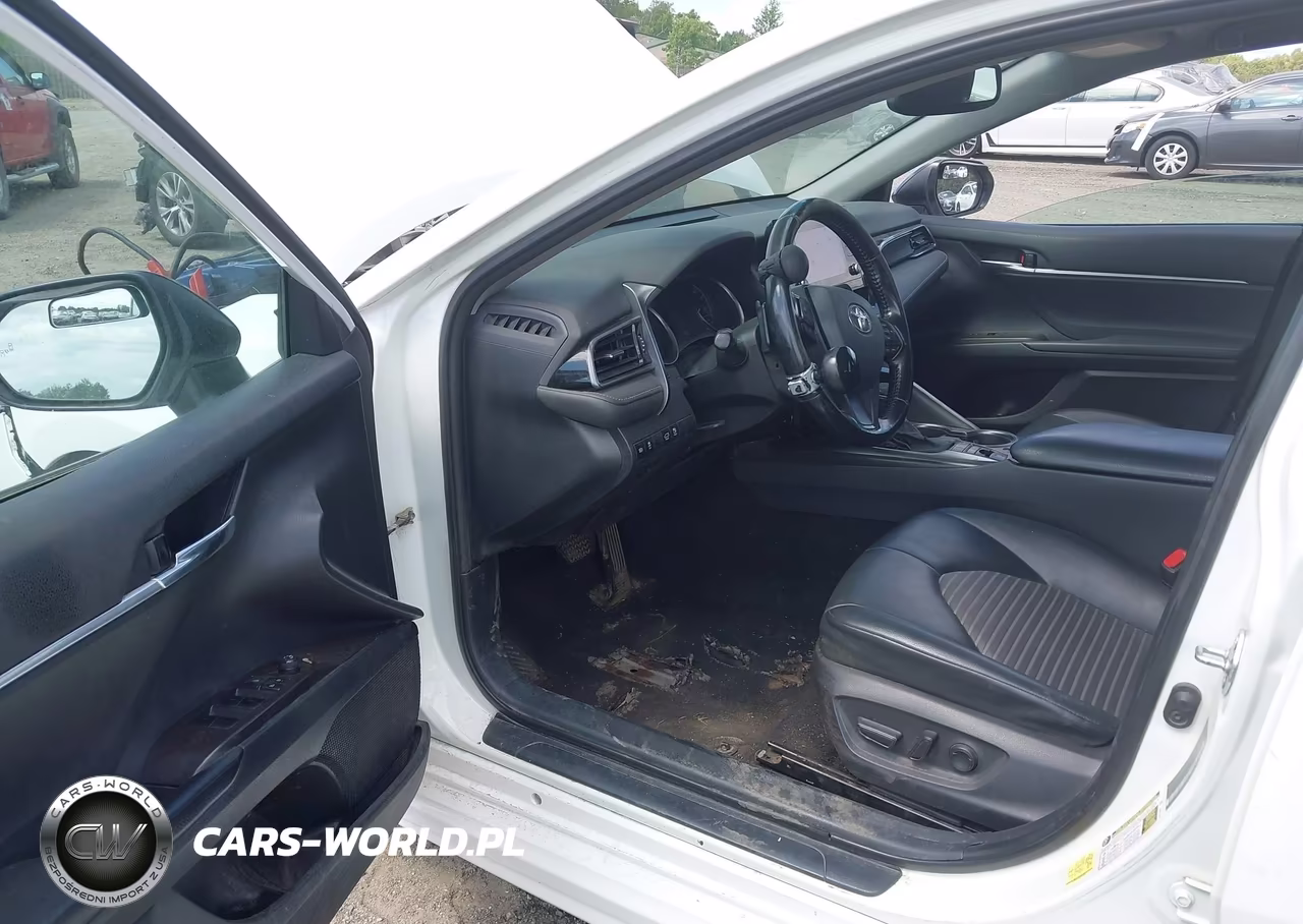 2022 Toyota Camry Nightshade Edition Hybrid VIN:4T1T31AK3NU037176 - 5