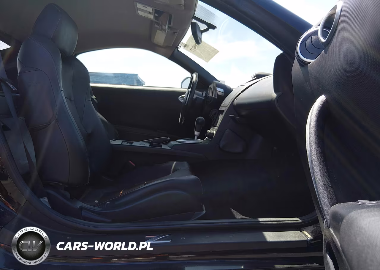 2005 Nissan 350Z Touring VIN:JN1AZ34E45M651264 - 5
