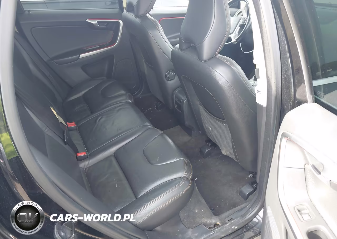 2011 Volvo Xc60 T6-T6 R-Design VIN:YV4902DZXB2192107 - 8