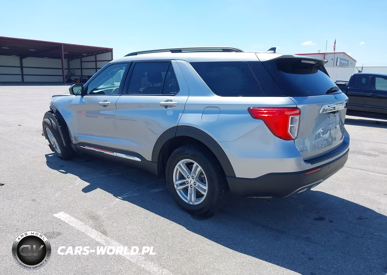 2022 Ford Explorer Xlt VIN:1FMSK8DH0NGB09070 - 3