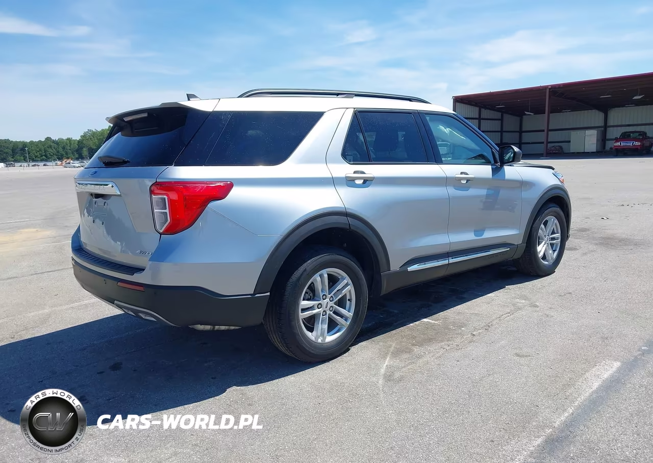 2022 Ford Explorer Xlt VIN:1FMSK8DH0NGB09070 - 4