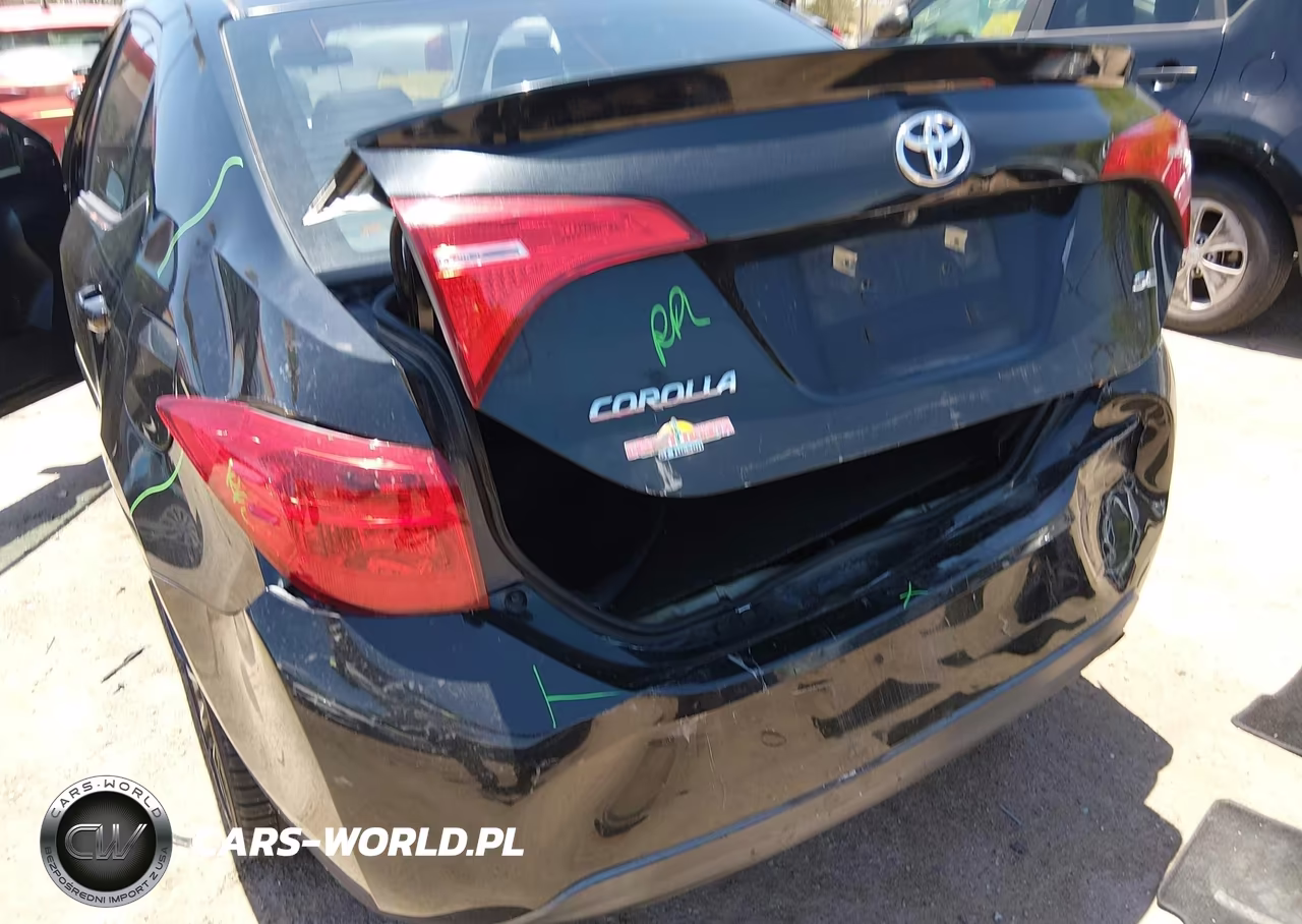 2018 Toyota Corolla Se VIN:2T1BURHE8JC100310 - 6