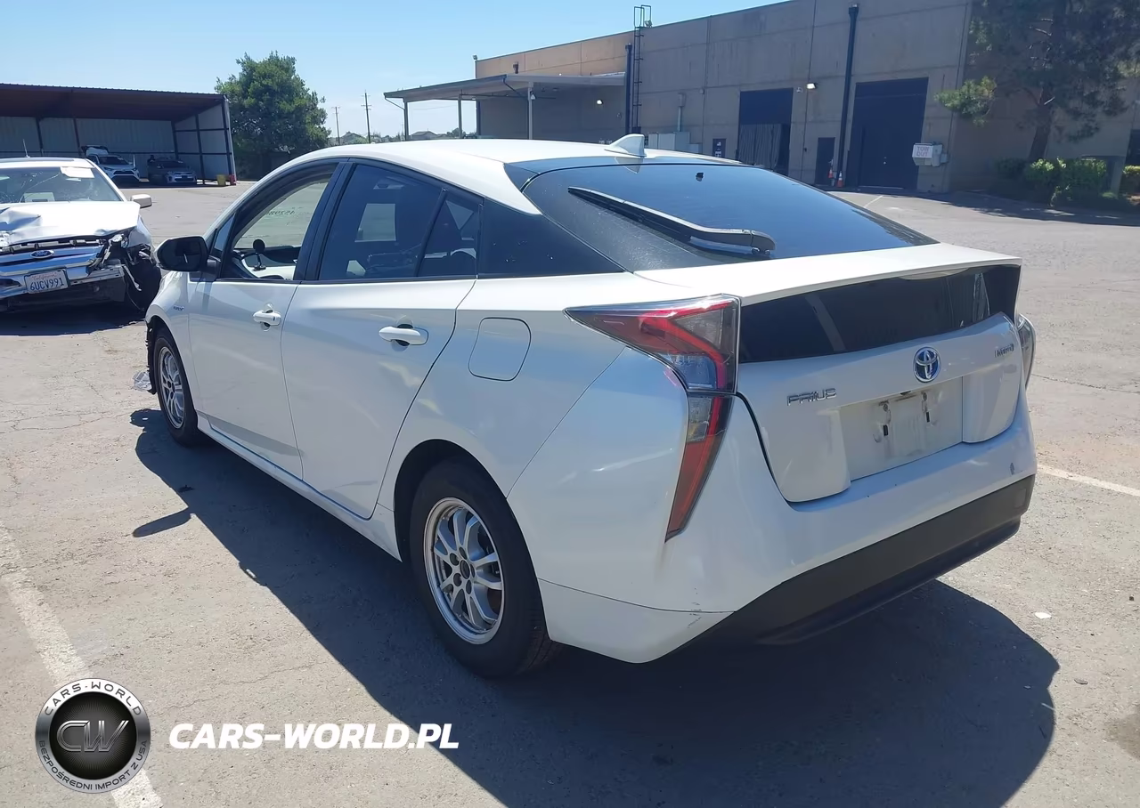 2016 Toyota Prius Two VIN:JTDKBRFU0G3523030 - 3