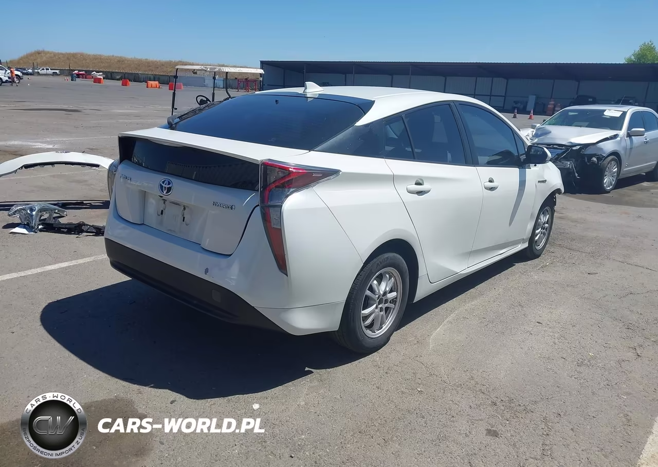 2016 Toyota Prius Two VIN:JTDKBRFU0G3523030 - 4
