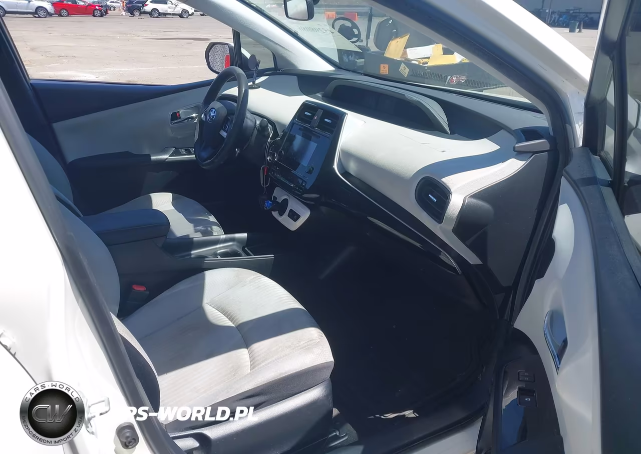 2016 Toyota Prius Two VIN:JTDKBRFU0G3523030 - 5