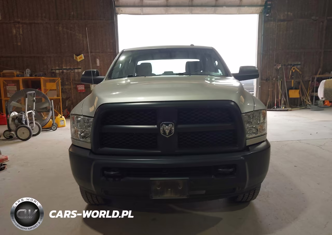 2018 Ram 3500 Tradesman 4X4 8' Box VIN:3C63R3GTXJG412578 - 15