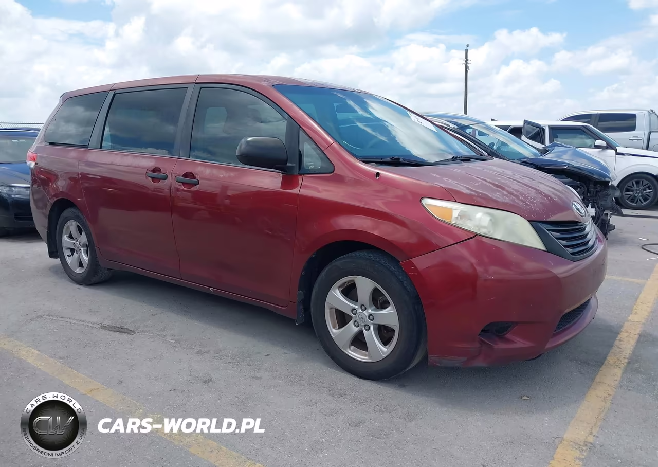 2011 Toyota Sienna Base V6 – zdjęcie 1 z 12