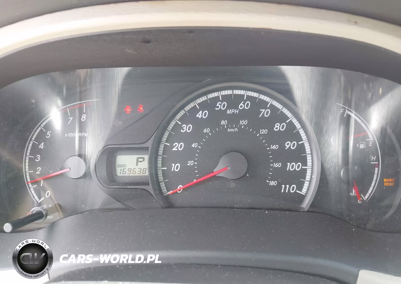 2011 Toyota Sienna Base V6 VIN:5TDZK3DC8BS132740 - 7