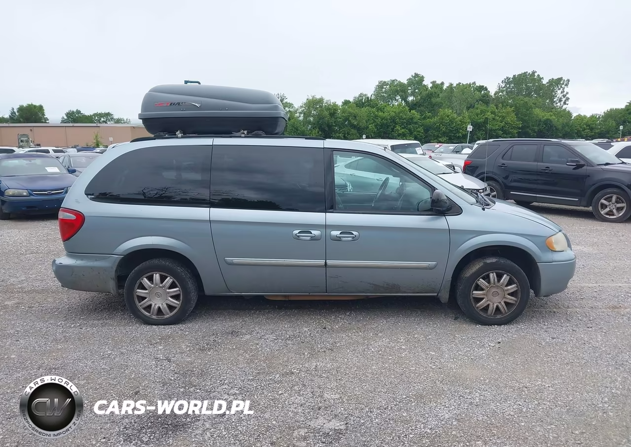 2006 Chrysler Town & Country Touring VIN:2A4GP54L36R759455 - 13
