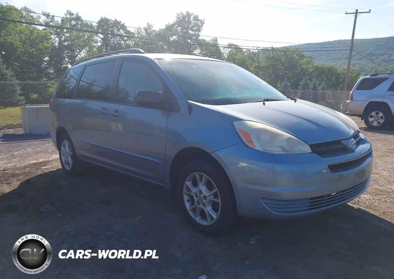 2004 Toyota Sienna Le – zdjęcie 1 z 11