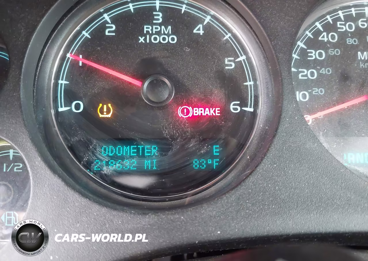 2013 Chevrolet Tahoe Lt VIN:1GNSCBE02DR205932 - 7