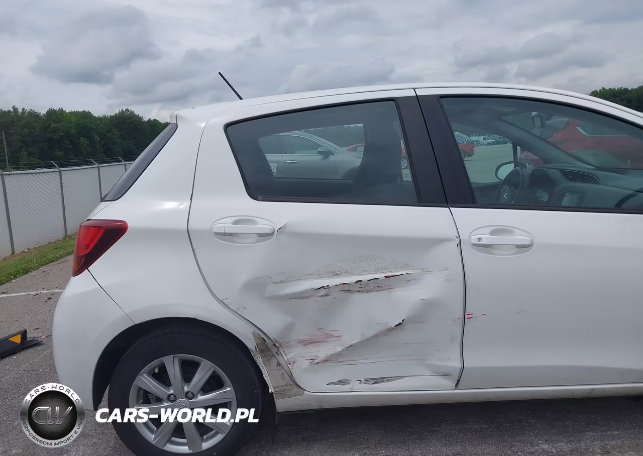 2015 Toyota Yaris Le VIN:VNKKTUD38FA030322 - 6