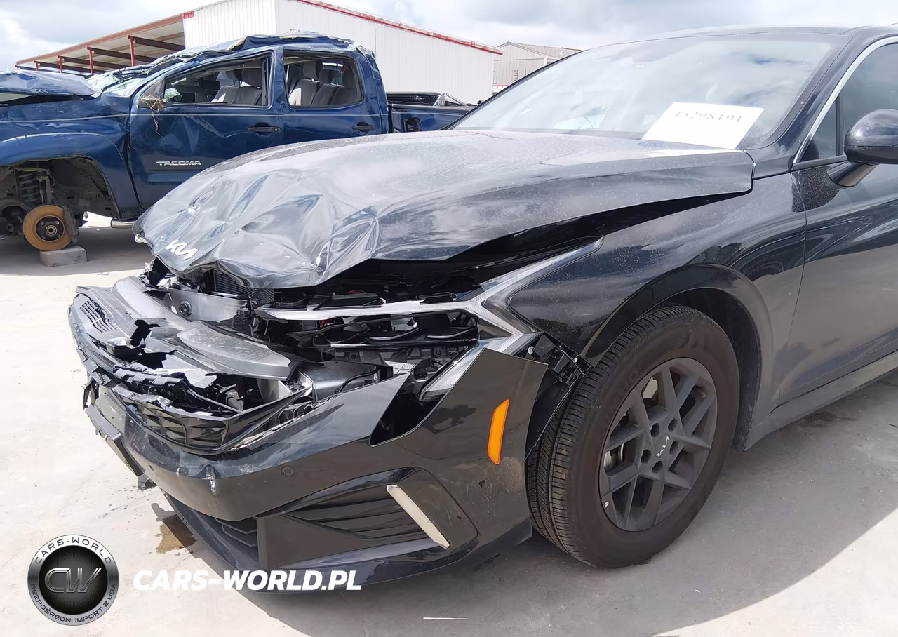 2026 Kia K5 Lxs Fwd VIN:KNAG24J77T5460479 - 17