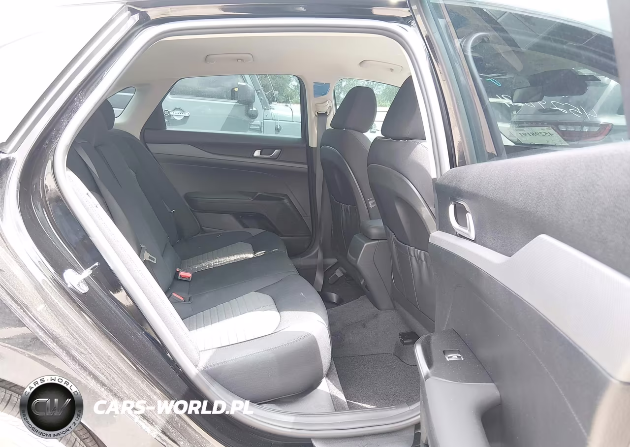 2026 Kia K5 Lxs Fwd VIN:KNAG24J77T5460479 - 8