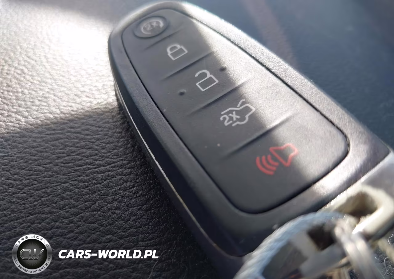 2019 Ford Escape Se VIN:1FMCU0GDXKUA06079 - 11
