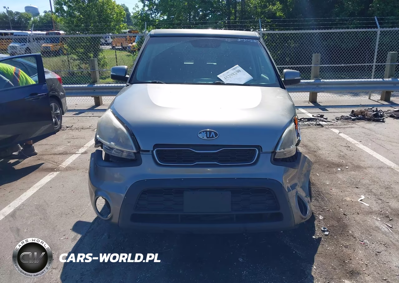 2012 Kia Soul + VIN:KNDJT2A64C7384029 - 12