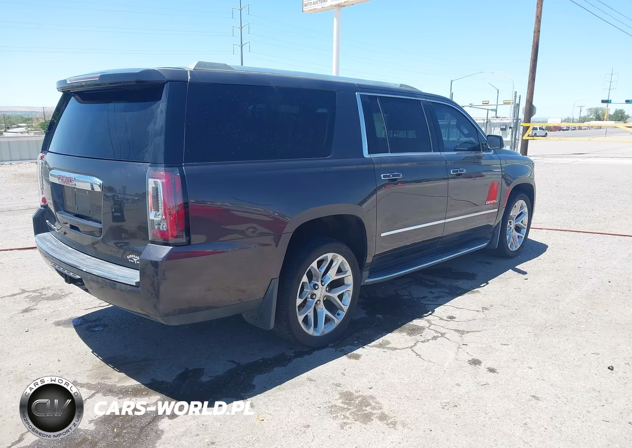 2016 GMC Yukon Xl Denali VIN:1GKS2HKJ3GR464739 - 4