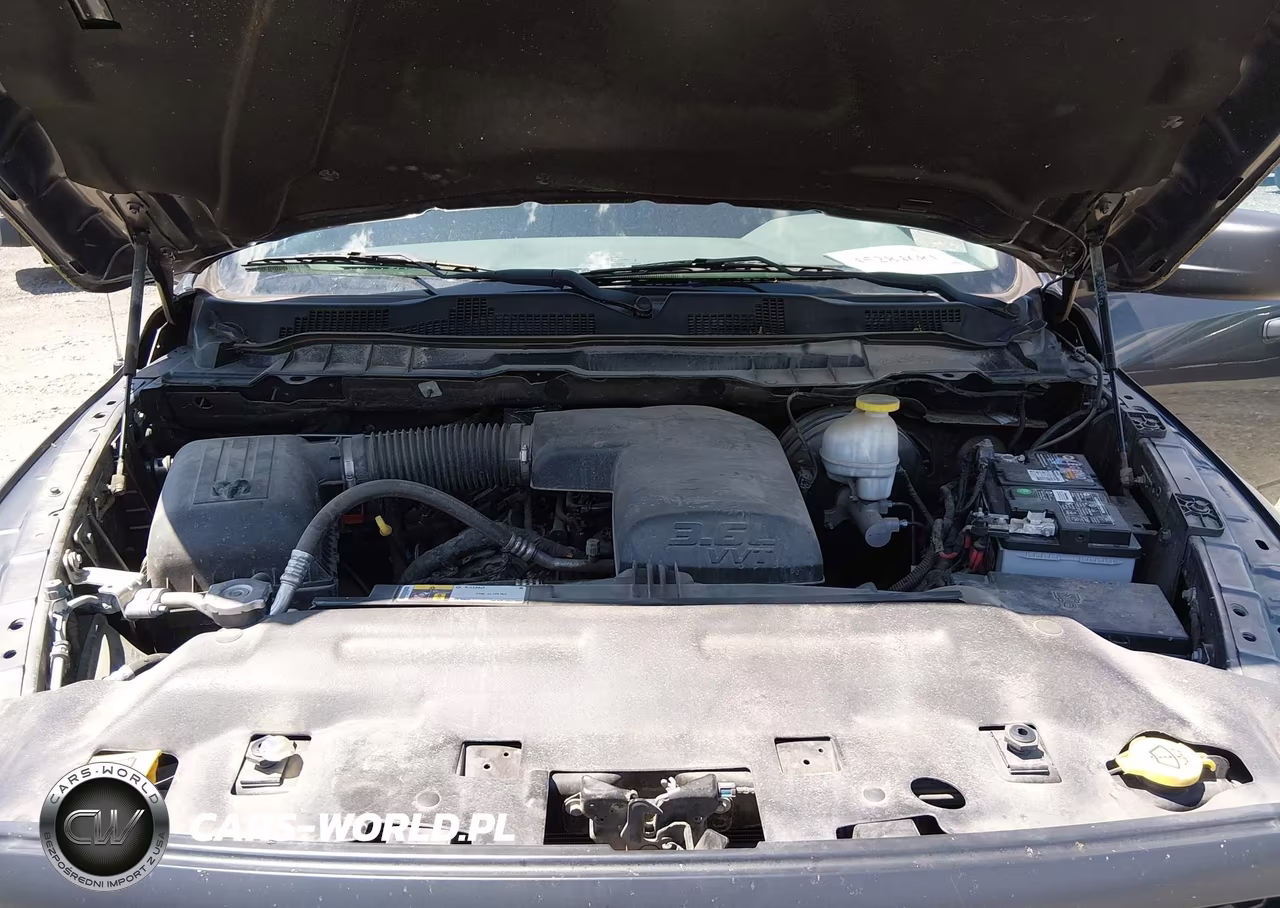 2019 Ram 1500 Classic VIN:1C6RR7KG8KS660396 - 10