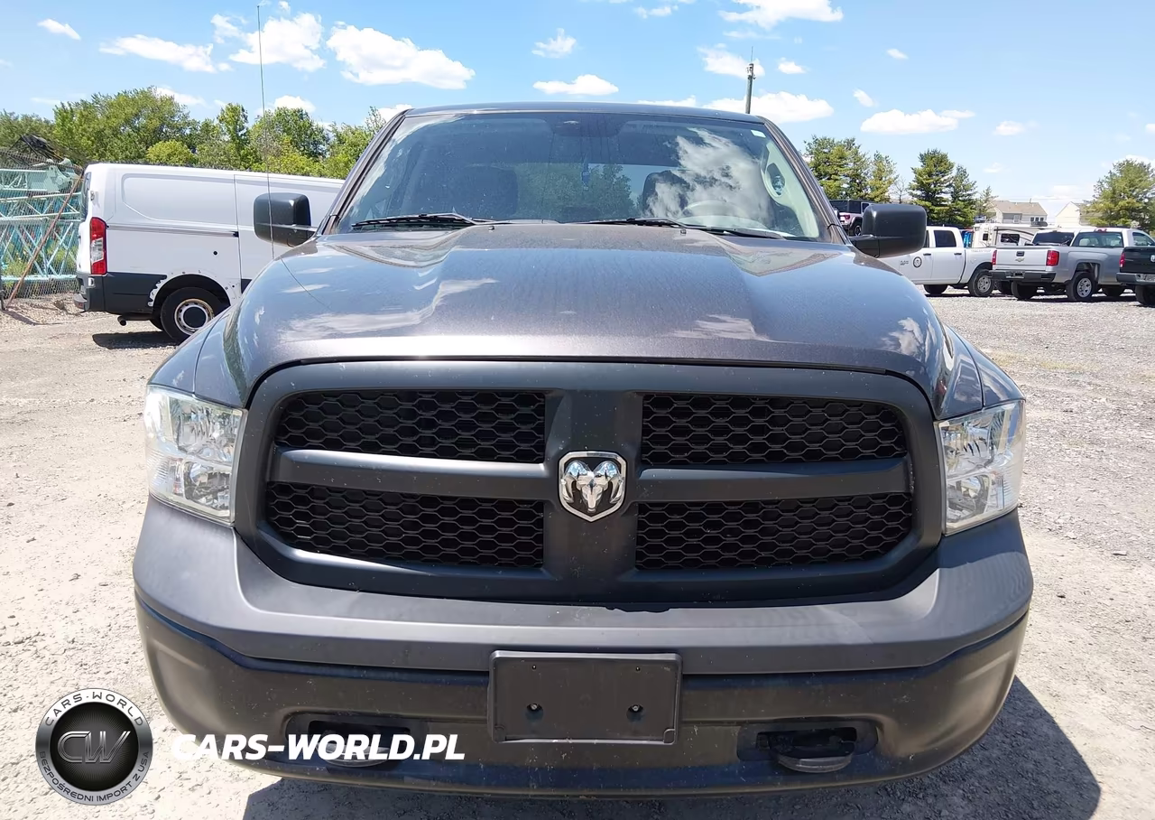 2019 Ram 1500 Classic VIN:1C6RR7KG8KS660396 - 12