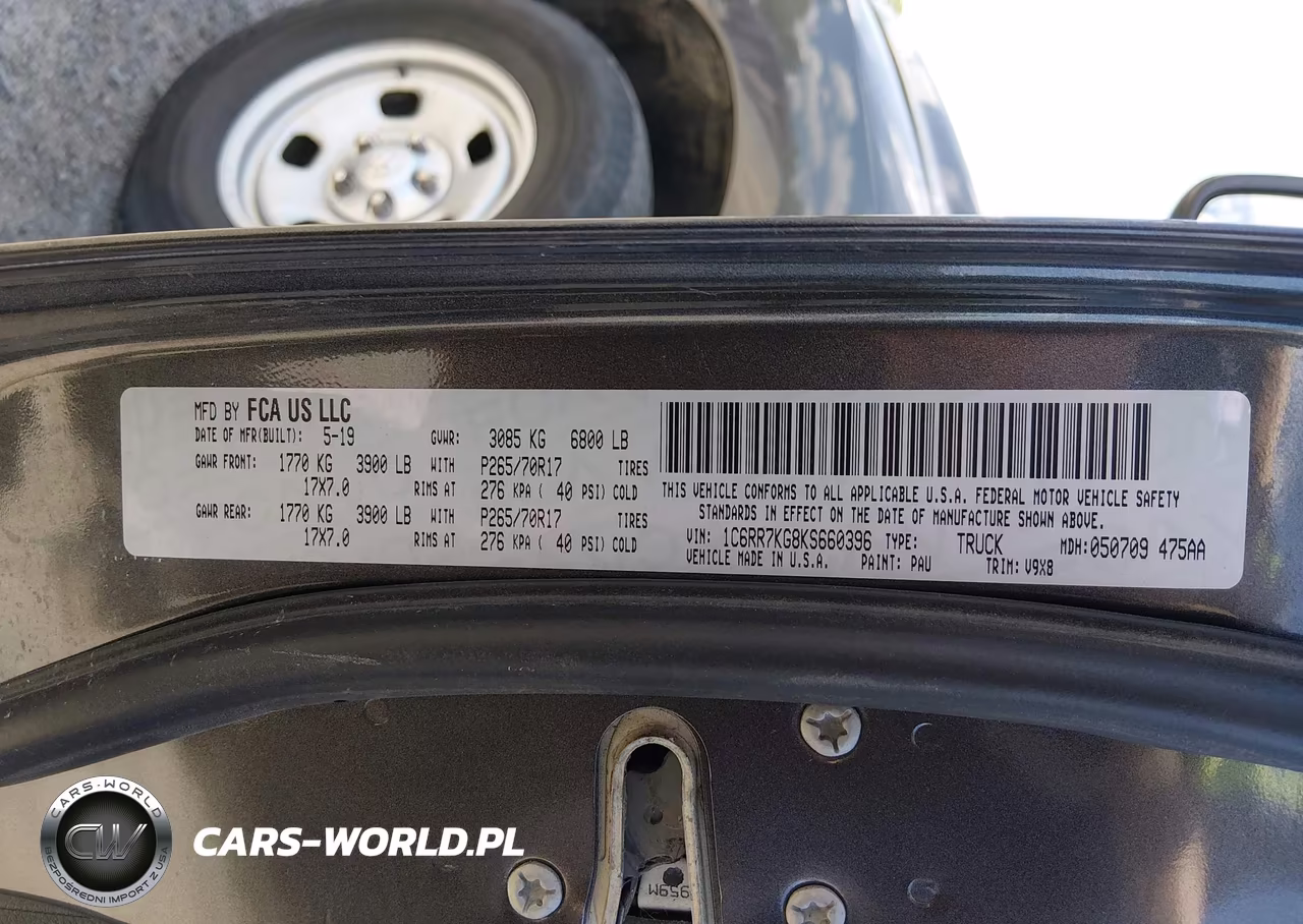 2019 Ram 1500 Classic VIN:1C6RR7KG8KS660396 - 9