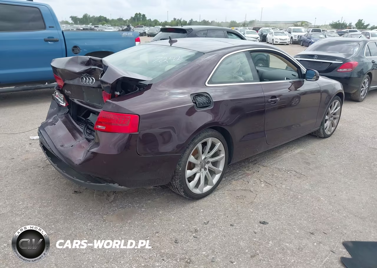 2014 Audi A5 2.0T Premium VIN:WAULFAFR2EA057242 - 4