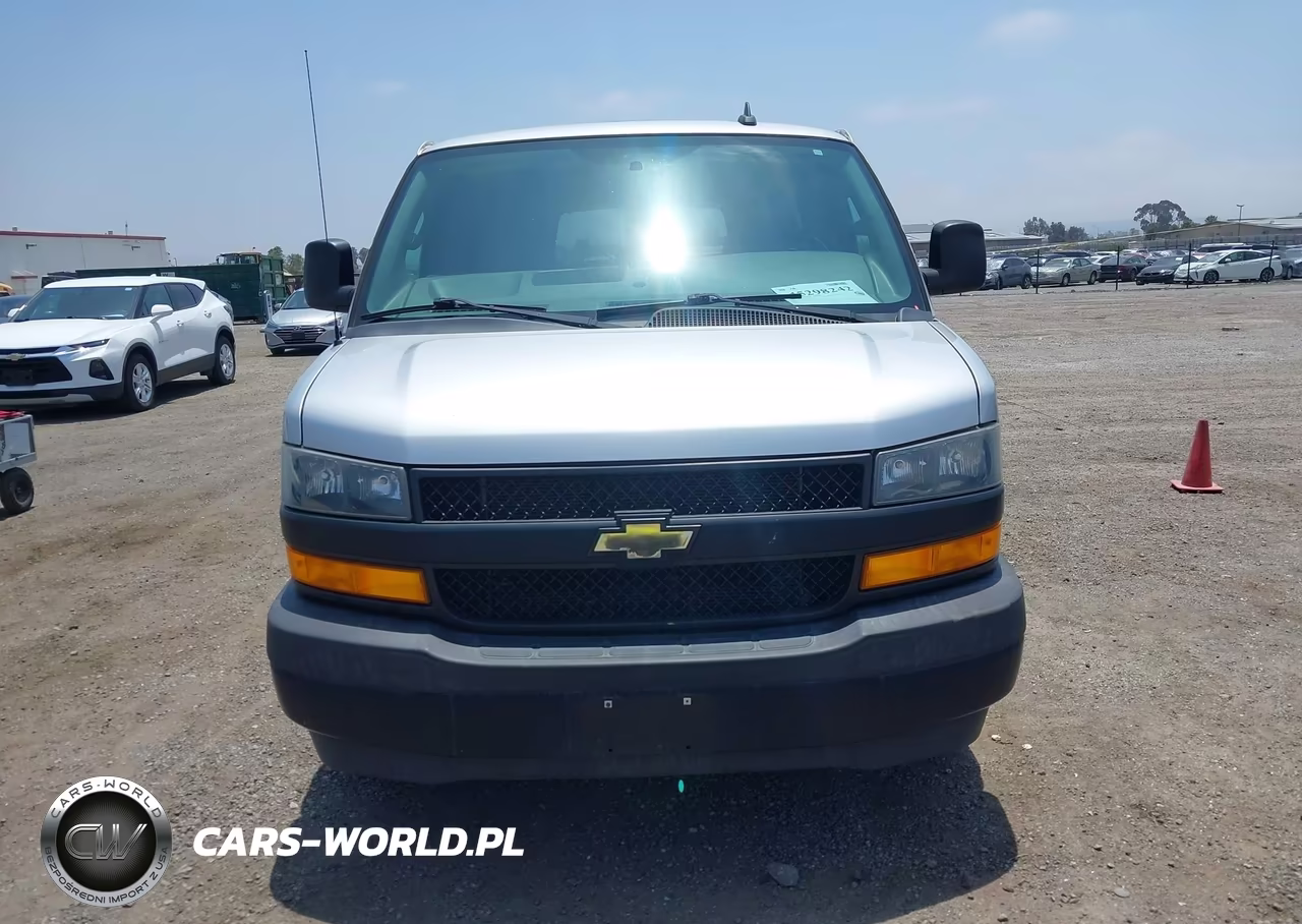 2018 Chevrolet Express 2500 Ls VIN:1GAWGEFG9J1300373 - 15