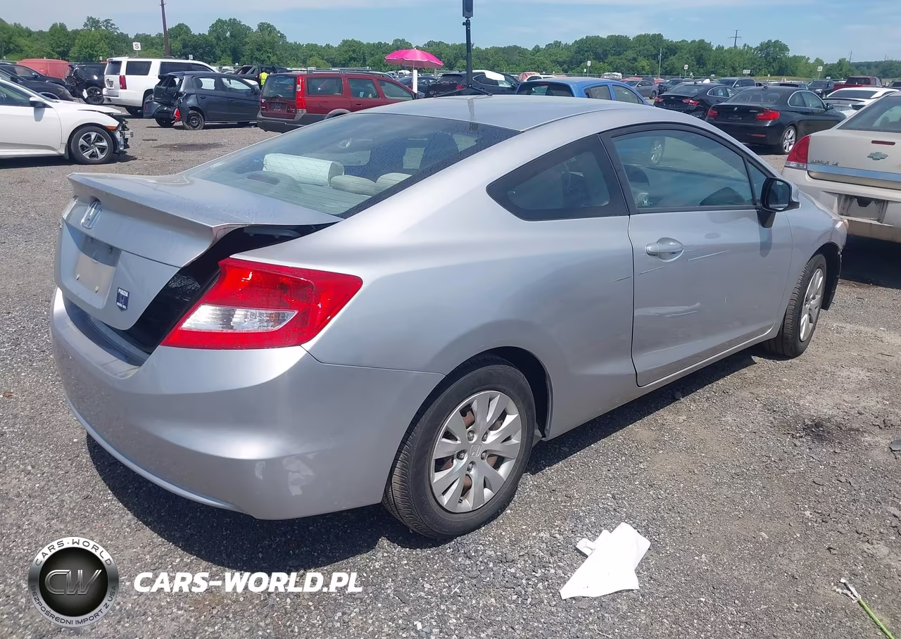 2012 Honda Civic Lx VIN:2HGFG3B5XCH561050 - 4