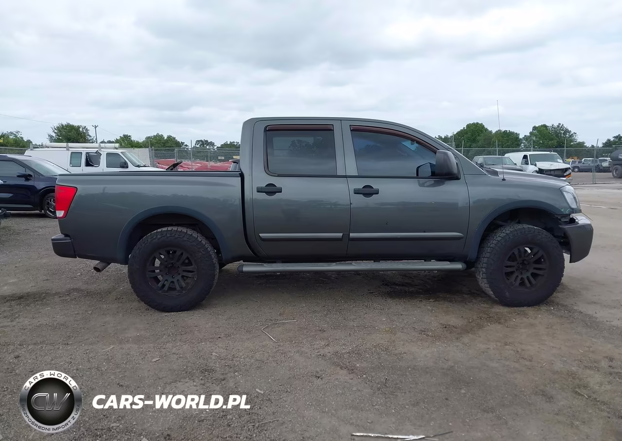 2011 Nissan Titan Pro-4X VIN:1N6BA0EC2BN316155 - 13
