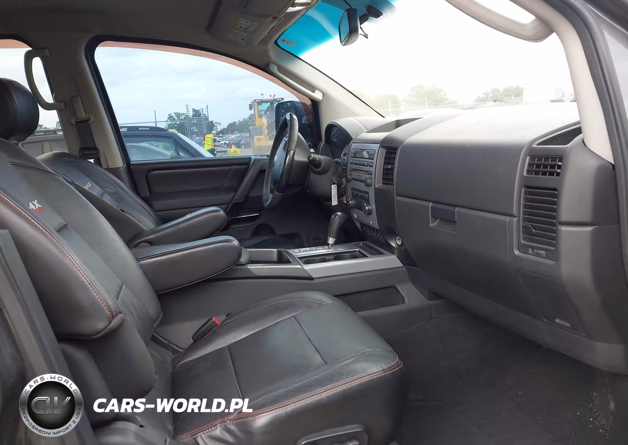 2011 Nissan Titan Pro-4X VIN:1N6BA0EC2BN316155 - 5