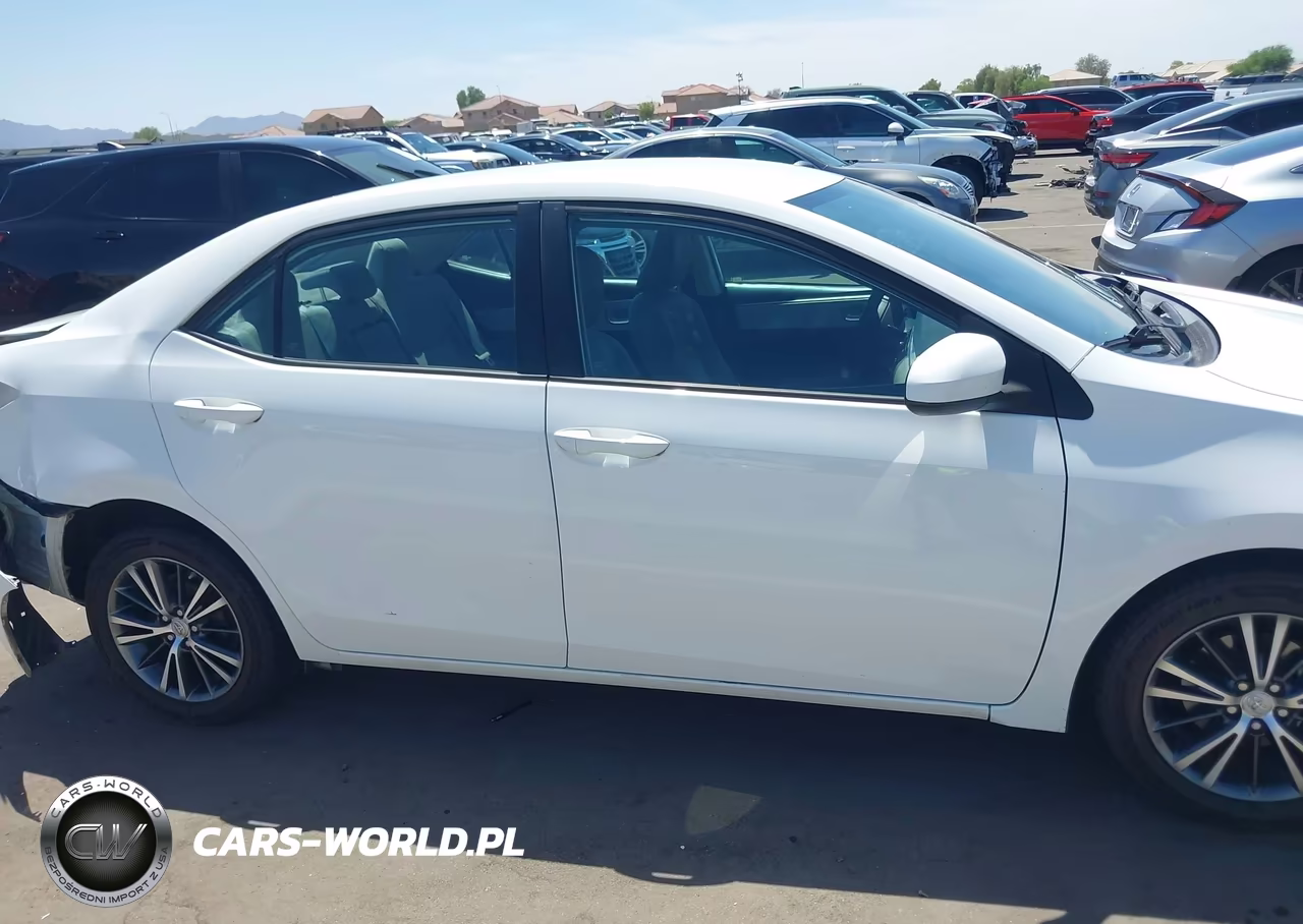 2016 Toyota Corolla Le Plus VIN:5YFBURHE5GP400282 - 13