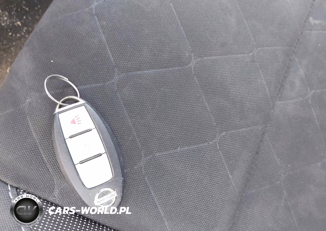 2019 Nissan Kicks S VIN:3N1CP5CU2KL471208 - 11