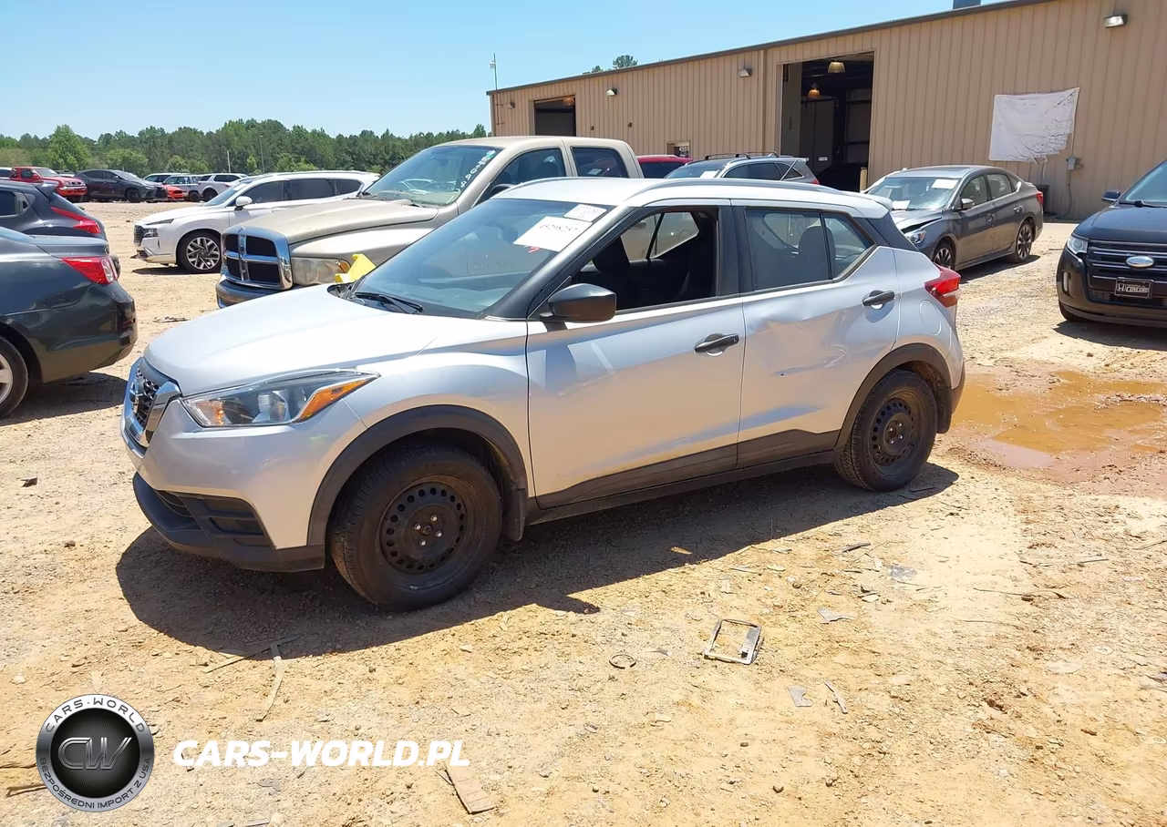 2019 Nissan Kicks S VIN:3N1CP5CU2KL471208 - 2