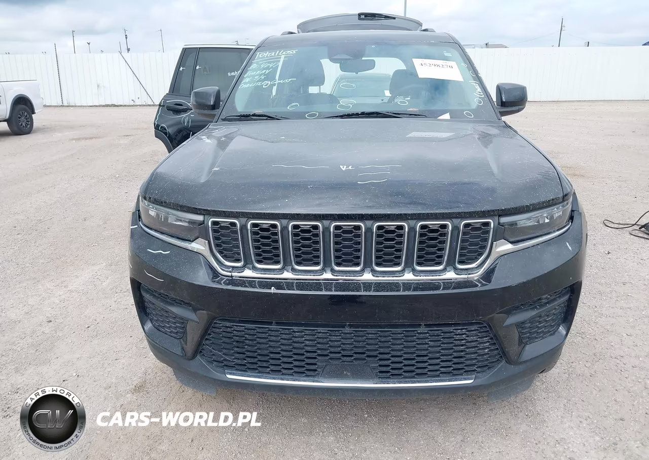 2023 Jeep Grand Cherokee Laredo 4X4 VIN:1C4RJHAG0PC549107 - 6