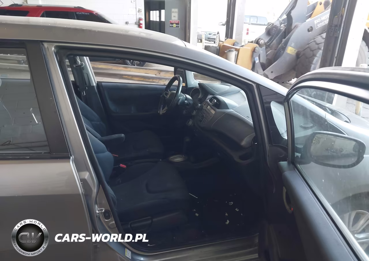 2009 Honda Fit Sport VIN:JHMGE88459S010500 - 5