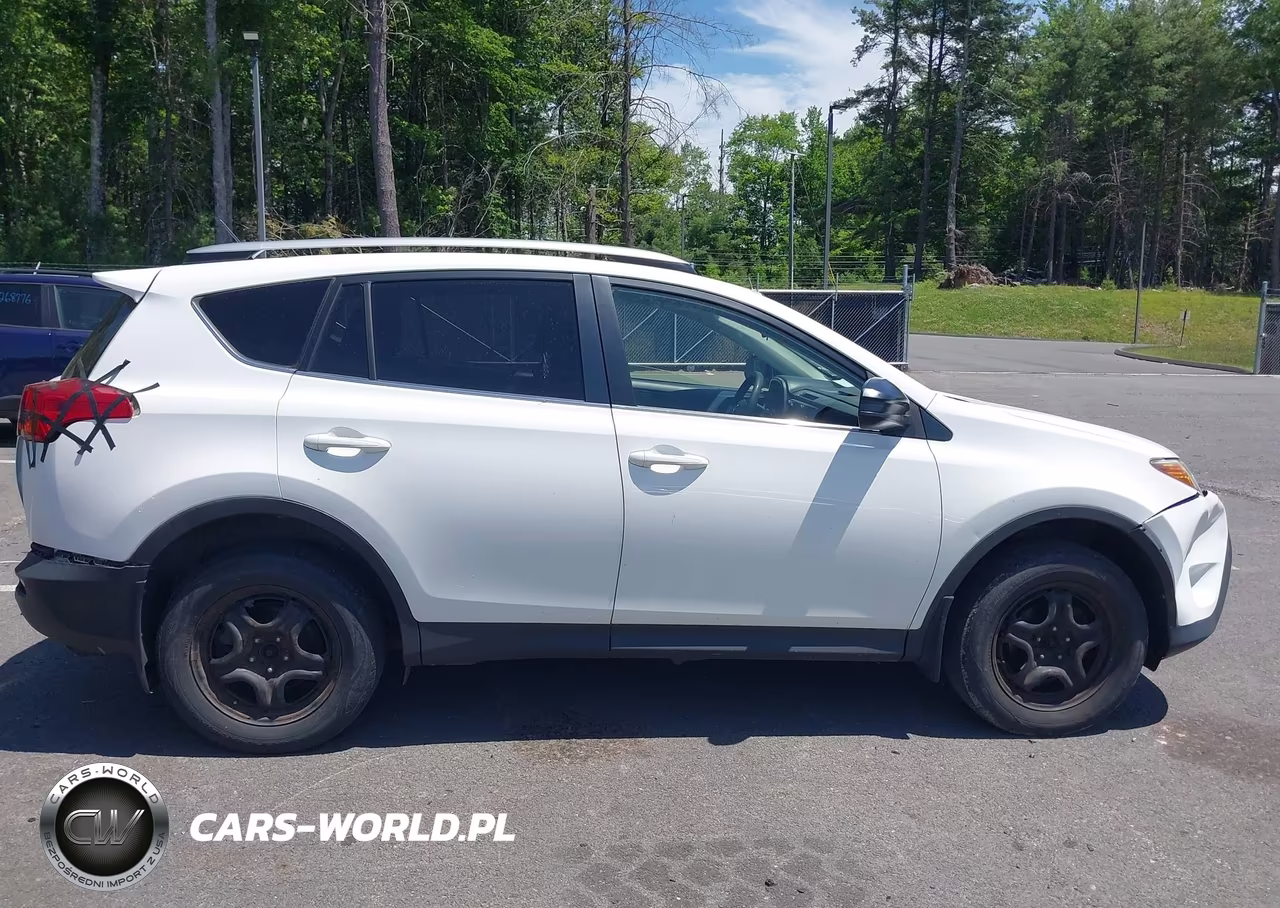 2015 Toyota Rav4 Le VIN:JTMBFREVXFJ037379 - 13