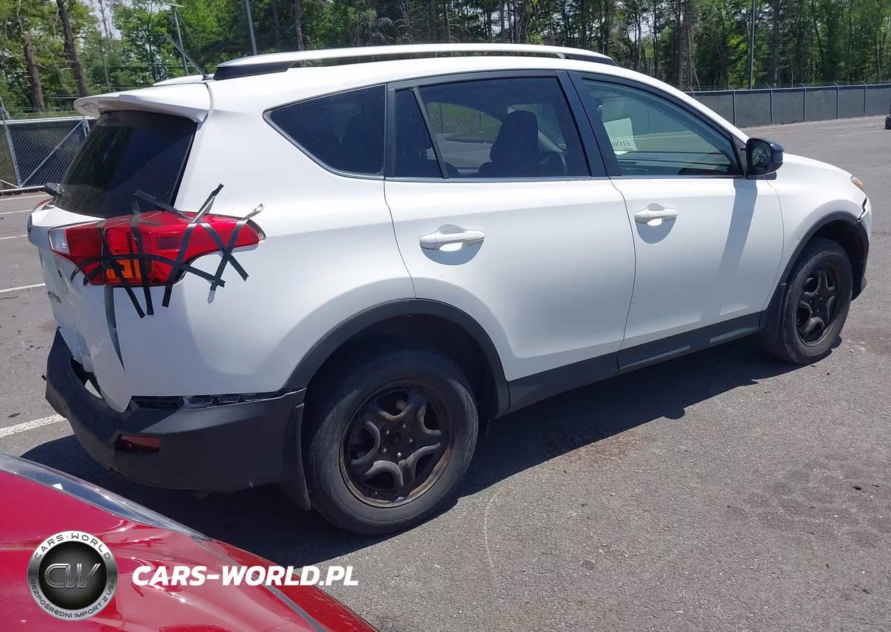 2015 Toyota Rav4 Le VIN:JTMBFREVXFJ037379 - 4